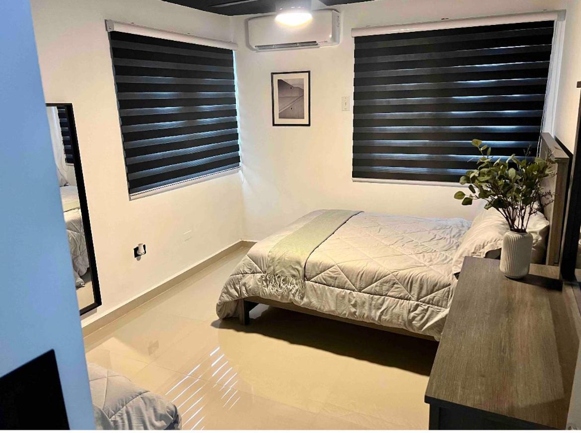 North Breeze Guest House 1 Levittown Luaran gambar
