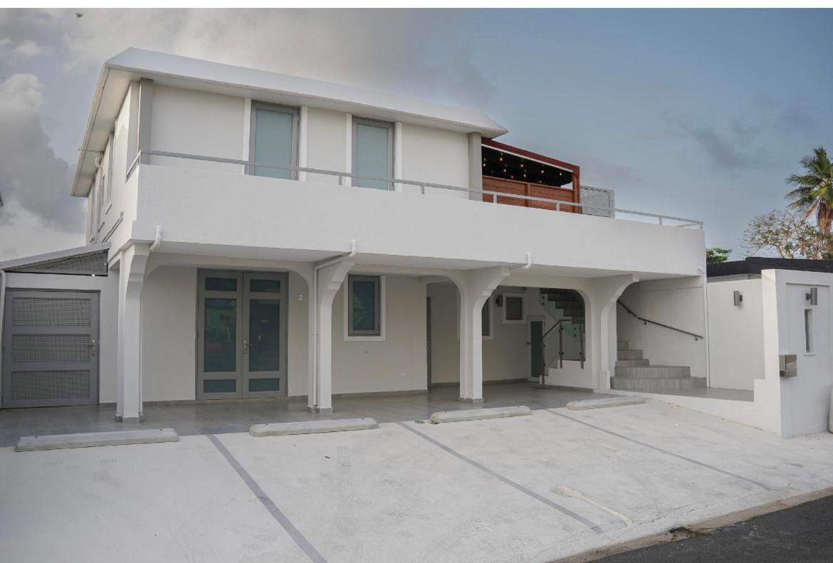 North Breeze Guest House 1 Levittown Luaran gambar